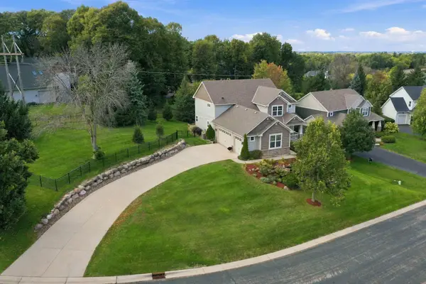 2388 Highover Trail, Chanhassen, MN 55317