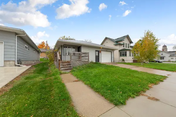 109 4th Street, Jackson, MN 56143