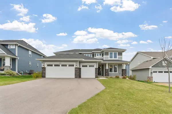 18167 Hounds Drive, Lakeville, MN 55044