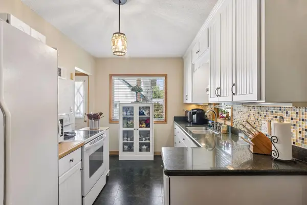 1190 Ottawa Avenue, West Saint Paul, MN 55118