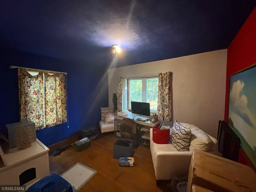 1907 Snelling Avenue N, Falcon Heights, MN 55113 - #3