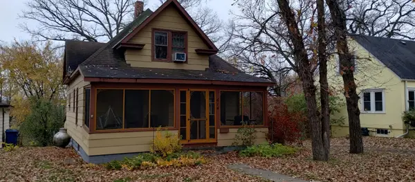 614 N Cleveland Avenue, Fergus Falls, MN 56537