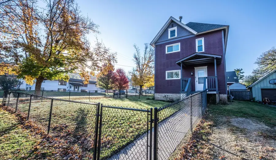 501 W Colvill Street, Cannon Falls, MN 55009 - #3