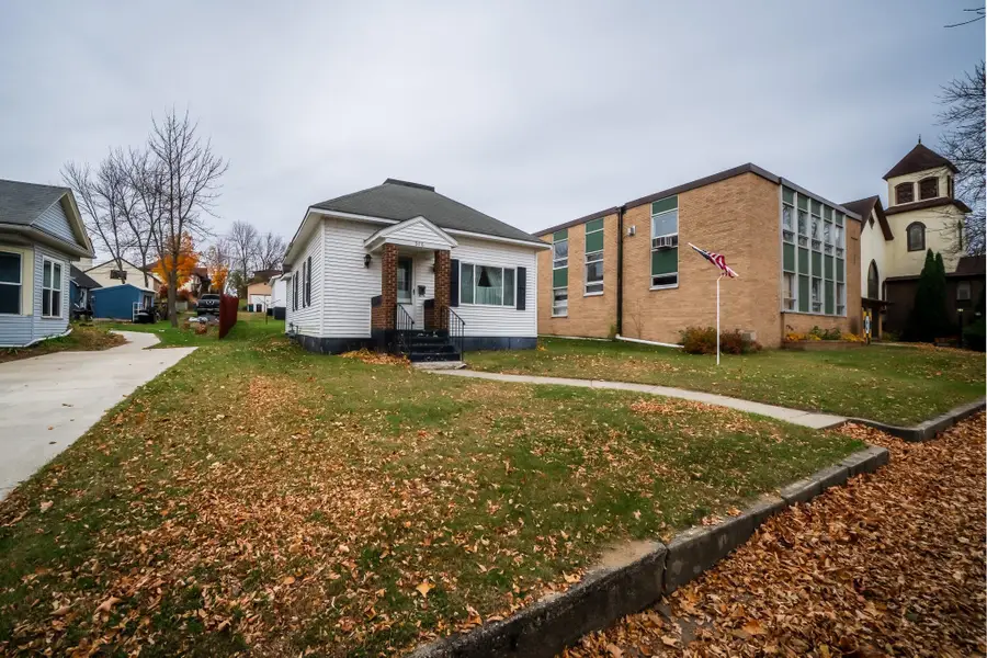 316 5th Street Ne, Staples, MN 56479 - #3