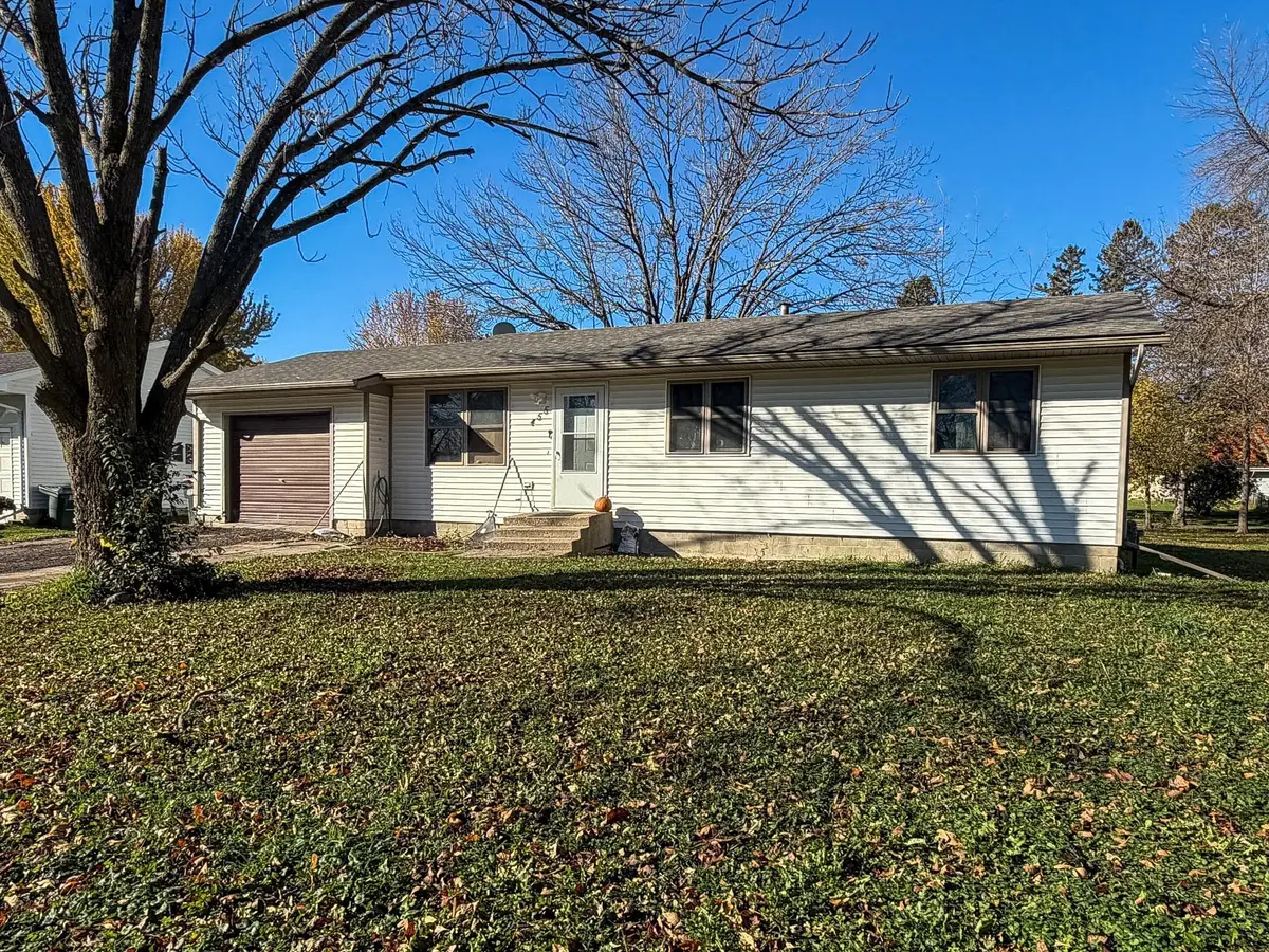 455 1st Street E, Gaylord, MN 55334 - #1