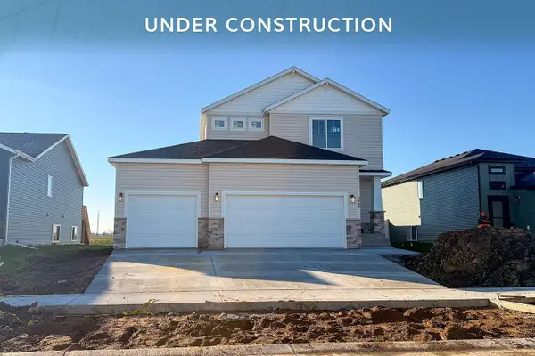 2864 74 Avenue, Fargo, ND 58104