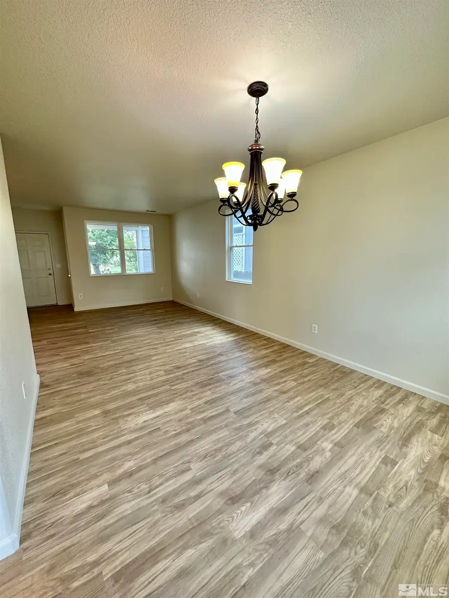 8451 Seal Beach Drive, Reno, NV 89506 - Image #2