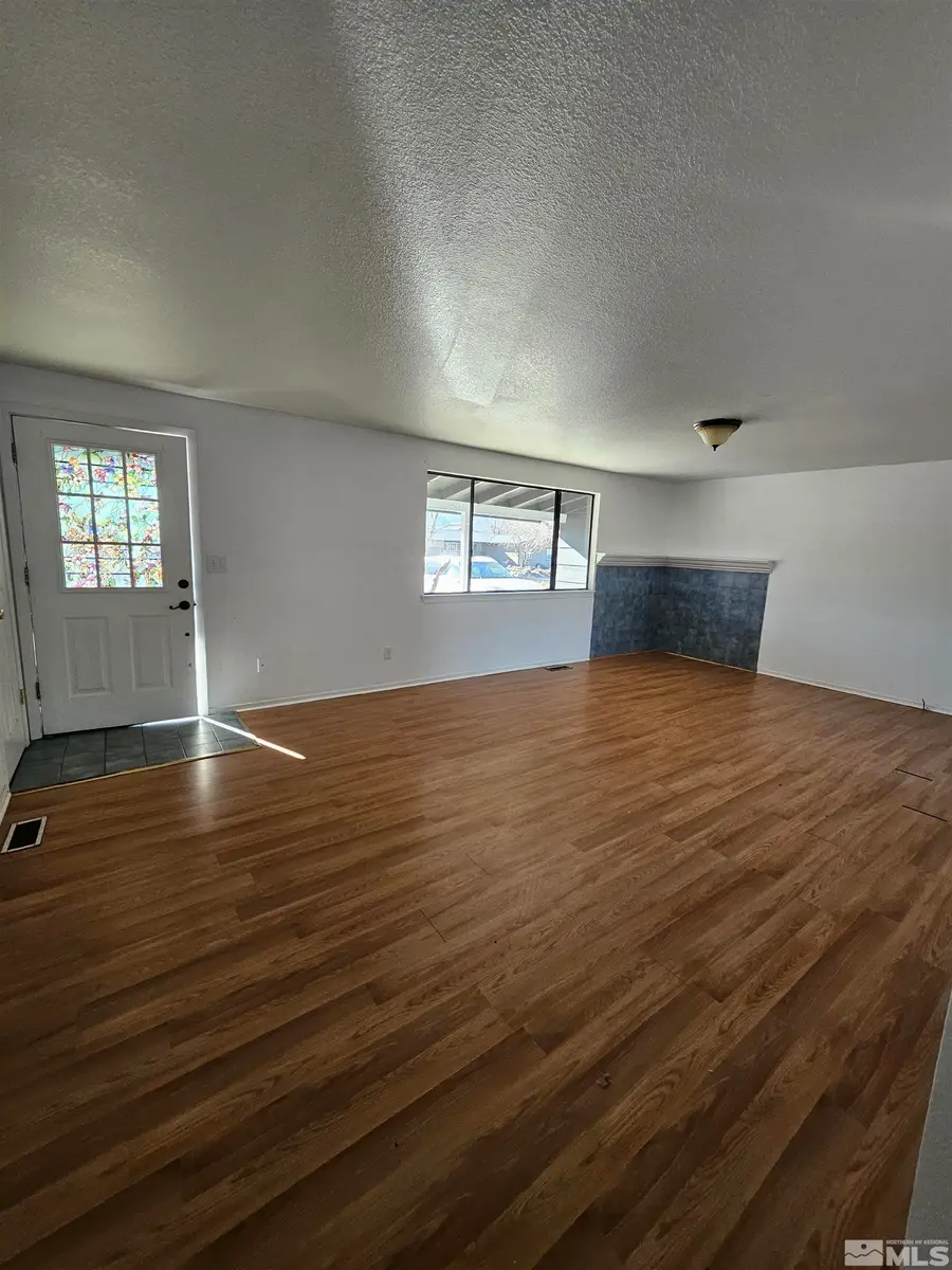 1312 Jobs Peak Drive, Gardnerville, NV 89460 - Image #3