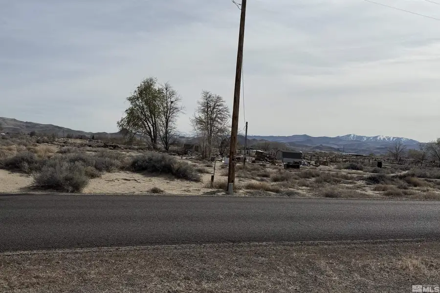2910 E 9th Street, Silver Springs, NV 89429 - Image #3