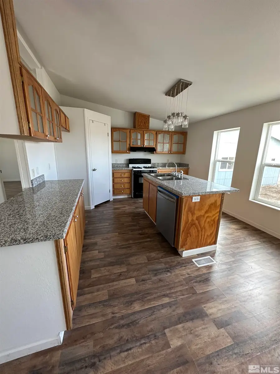 22215 Topaz Lake Lane, Lovelock, NV 89419 - Image #3