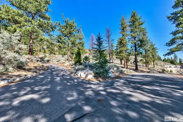 150 Summit Ridge Way, Gardnerville, NV 89460