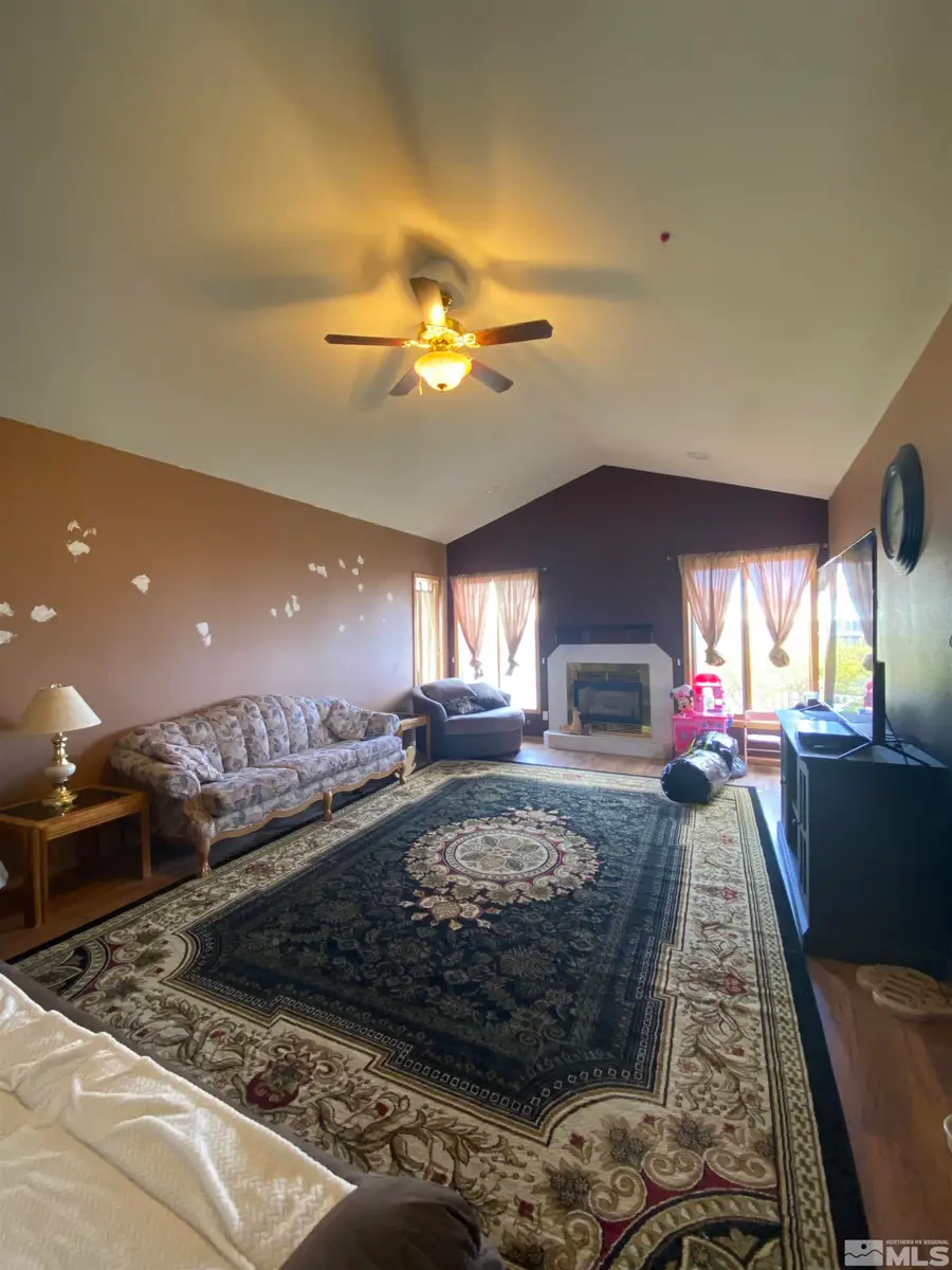 686 Castle Way, Winnemucca, NV 89445 - Image #2