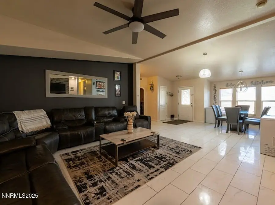 872 Branstetter Avenue, Dayton, NV 89403 - Image #3