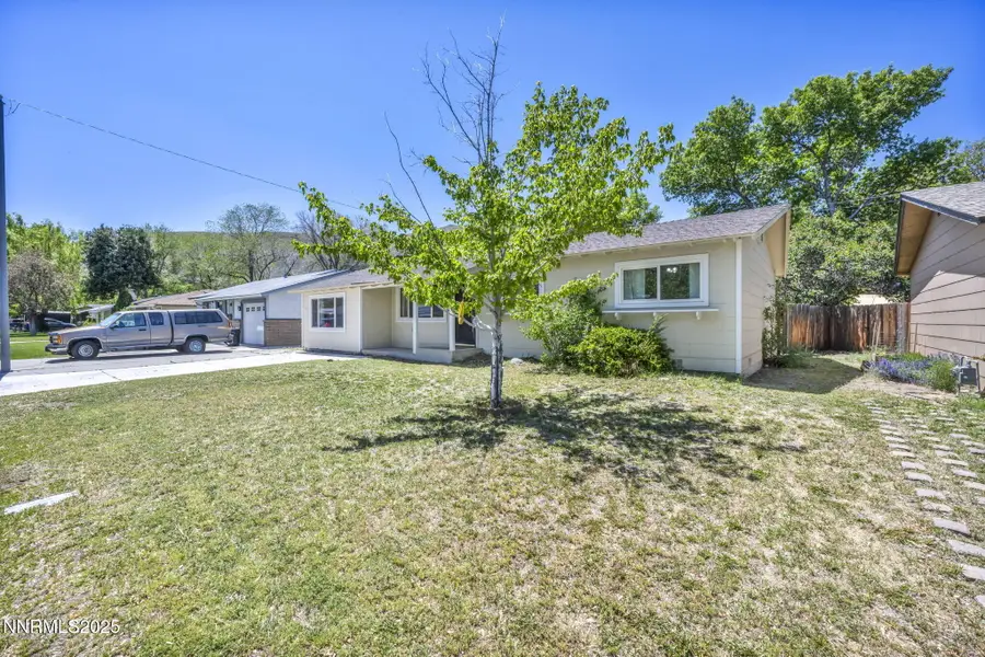 218 Albany Avenue, Carson City, NV 89703 - Image #2