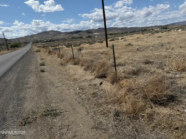 1190 9th Street, Silver Springs, NV 89429