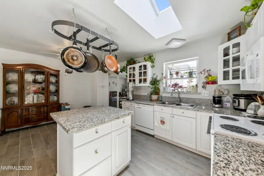 21 Fox Lane, Yerington, NV 89447 - Image #2