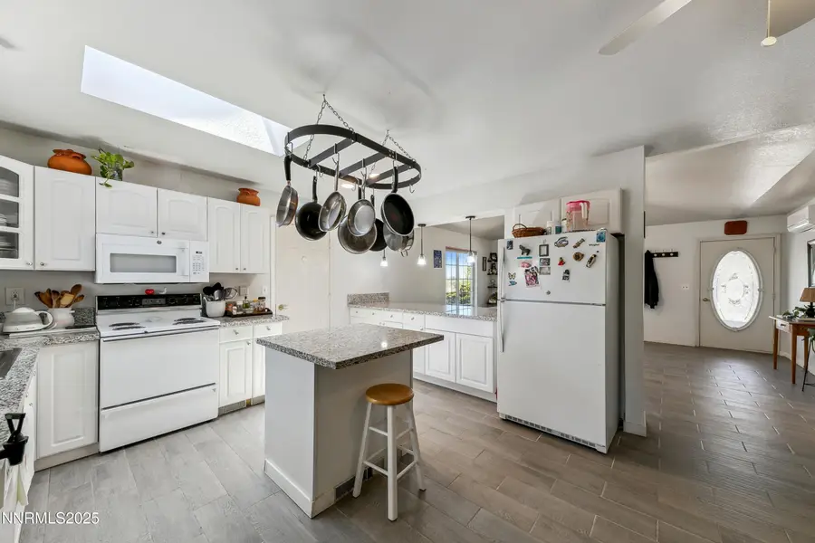 21 Fox Lane, Yerington, NV 89447 - Image #3