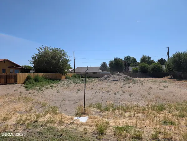 36 Ash Street, Yerington, NV 89447