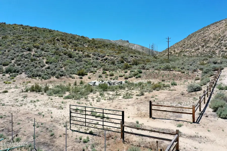 633 W Clearview Drive, Carson City, NV 89703 - Image #3