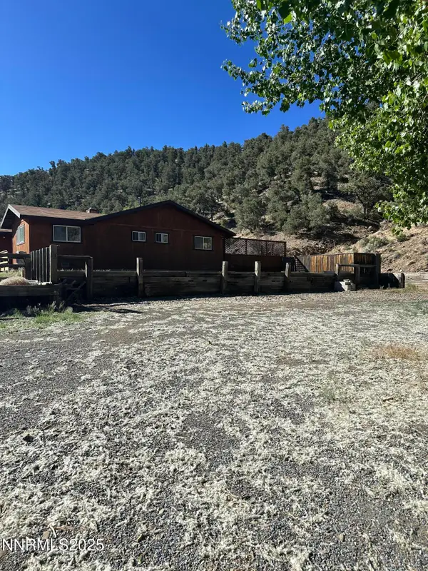 27 W Main Street, Manhattan, NV 89022