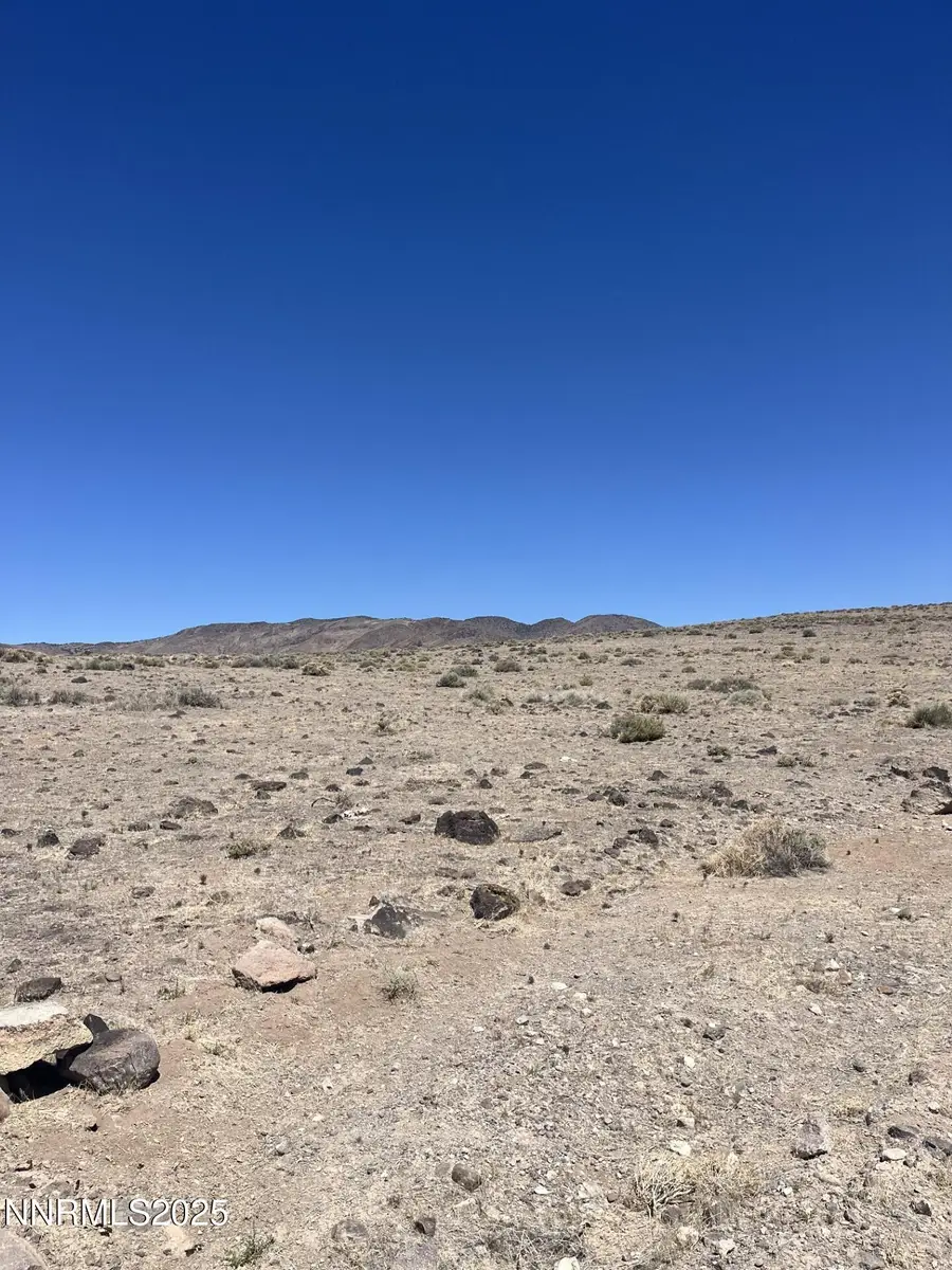 8800 Wildflower Road, Stagecoach, NV 89429 - Image #3