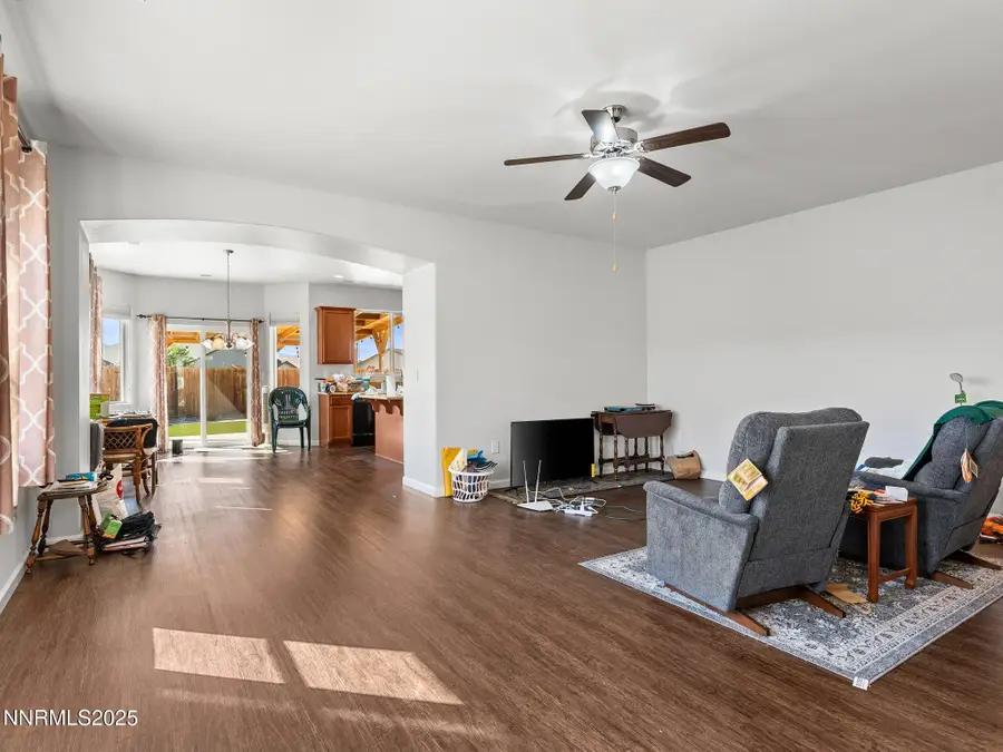 242 Red Oak Drive, Fernley, NV 89408 - Image #3