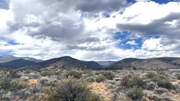 0 Mountain Daisy Rd, Reno, NV 89511
