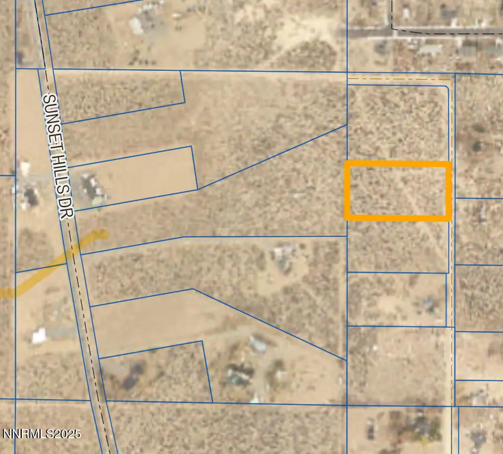 69 Robin Road, Yerington, NV 89447 - #1