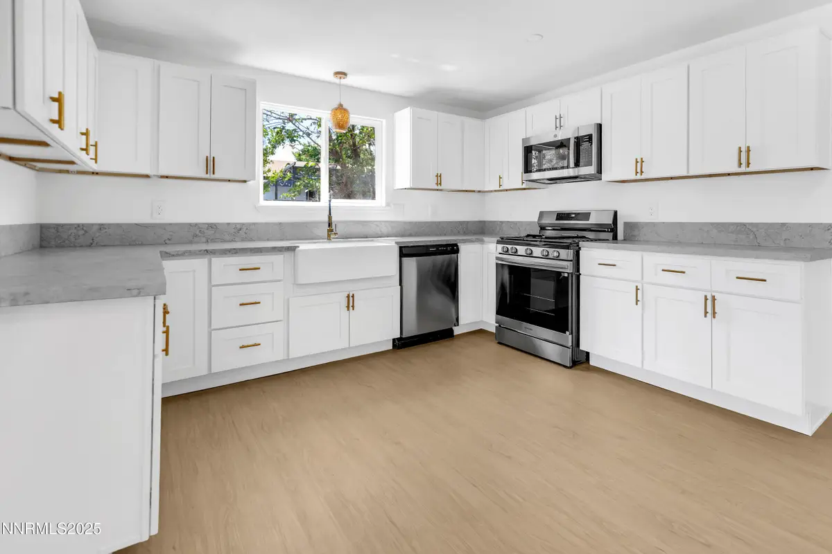 30 N Patterson Place, Sparks, NV 89436 - Image #1