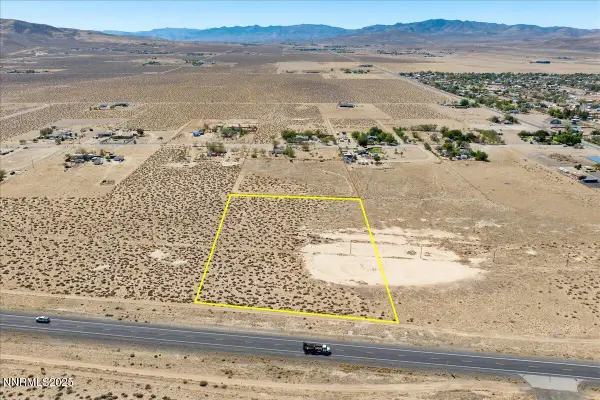 4215 S 95a Highway #350, Silver Springs, NV 89429
