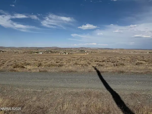 5915 Aspen Street, Silver Springs, NV 89429