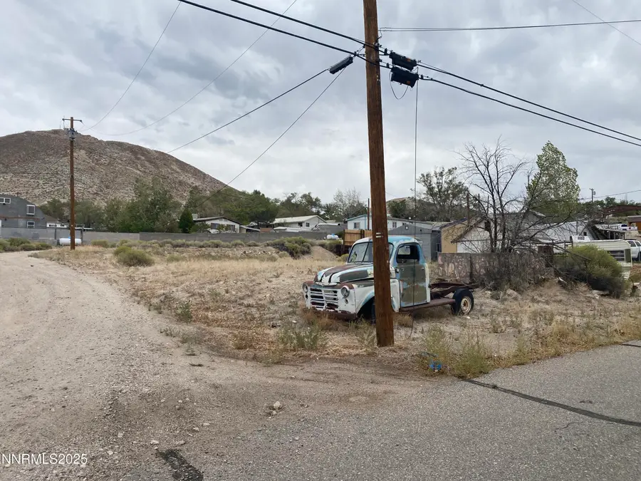 444 E Valley View Avenue #008-321-06, Tonopah, NV 89049 - Image #2