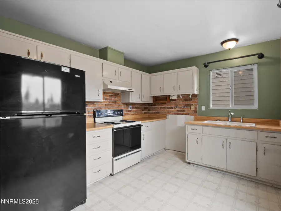 7580 Yorkshire Drive, Reno, NV 89506 - Image #3