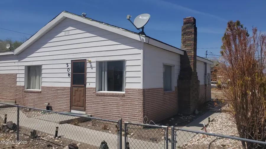 206 12th Street, Mina, NV 89422 - Image #2