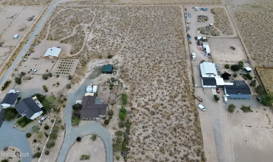 98 N Bybee Lane, Yerington, NV 89447 - #2