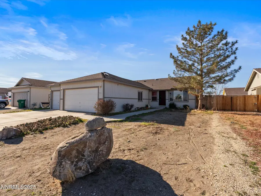 911 Jessica Lane, Fernley, NV 89408 - Image #2