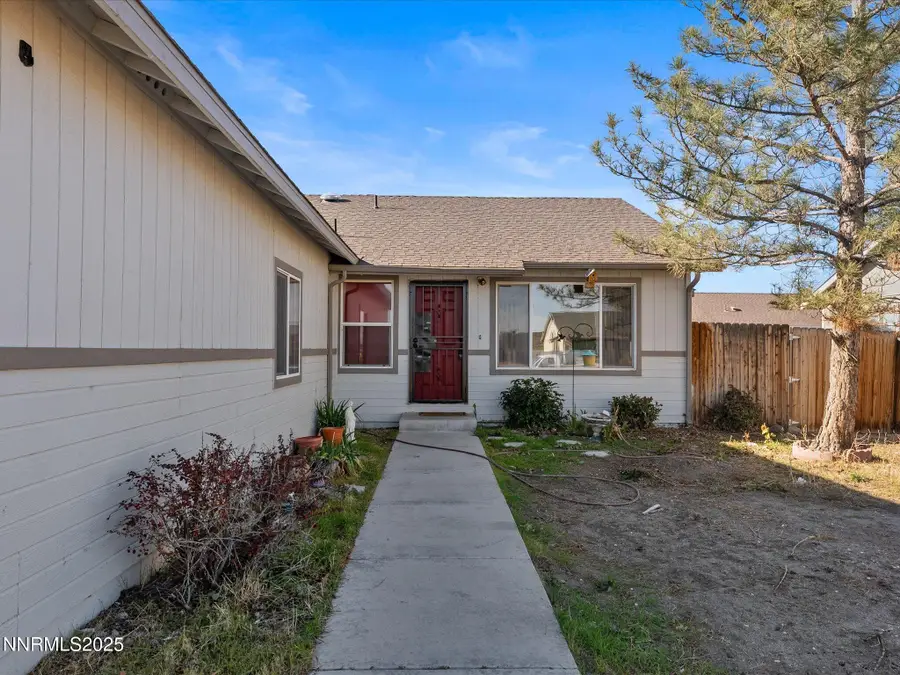 911 Jessica Lane, Fernley, NV 89408 - Image #3