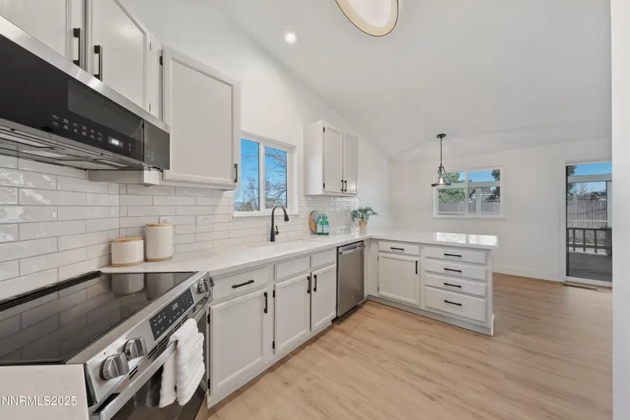 8602 Strutter Way, Reno, NV 89506 - Image #2