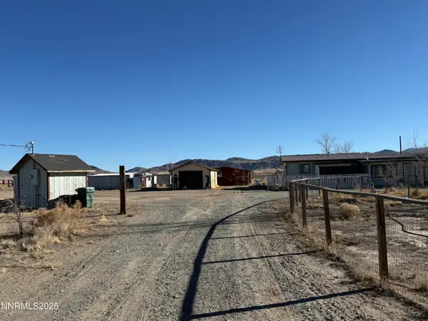 20 Miley Lane, Yerington, NV 89447