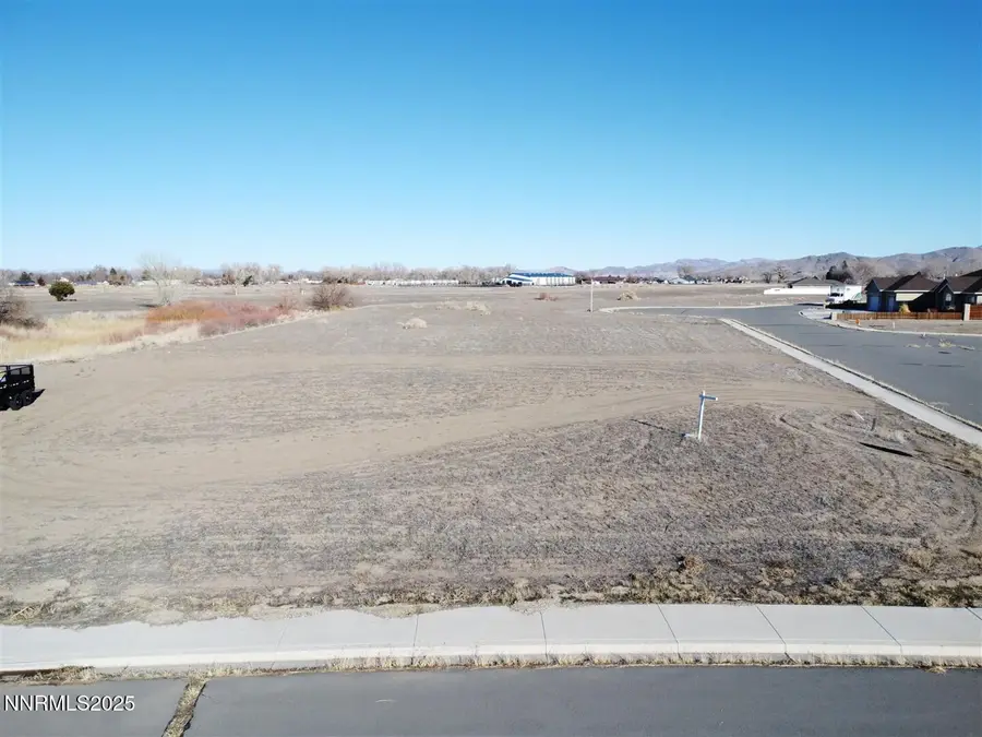 422 Seminole Drive, Yerington, NV 89447 - Image #2