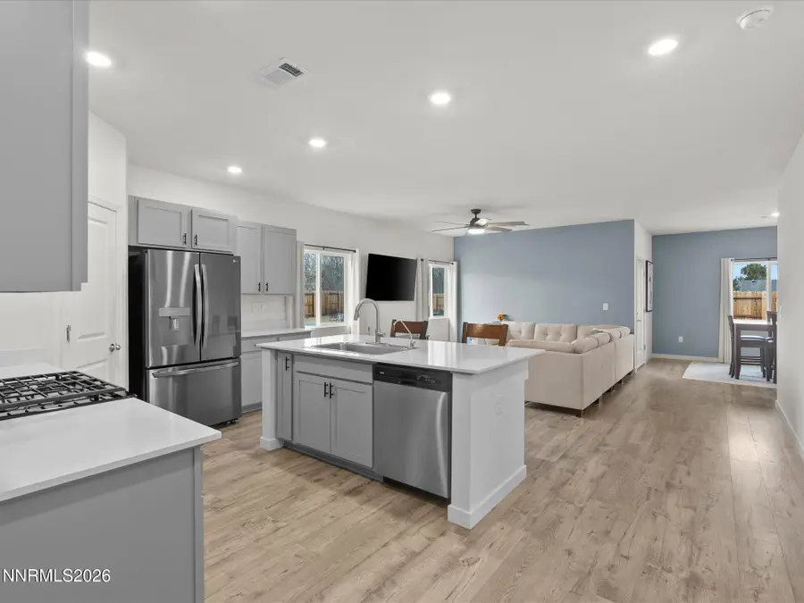 2645 Emerson Circle, Fernley, NV 89408 - Image #2