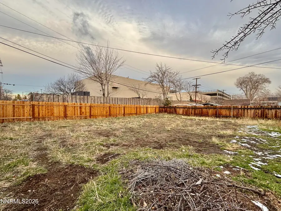 990 Kirman Avenue, Reno, NV 89502 - Image #3