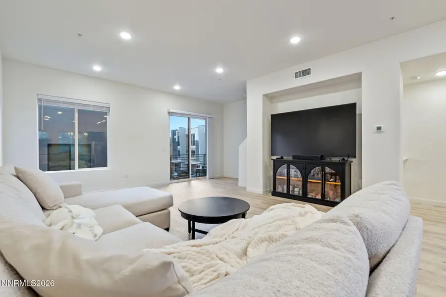 176 Rissone Lane, Reno, NV 89503 - Image #3