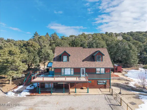 21381 Crestview Road, Reno, NV 89521