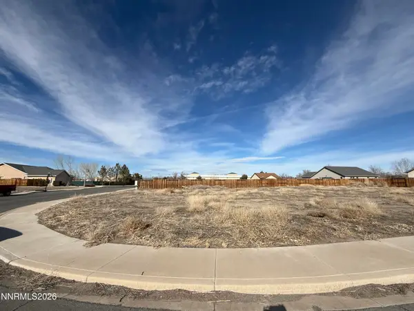 315 Copper Pointe Circle, Yerington, NV 89447