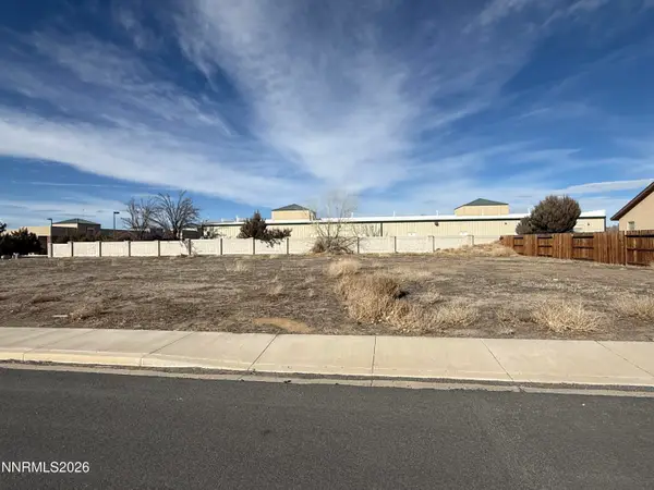 334 Copper Pointe Circle, Yerington, NV 89447