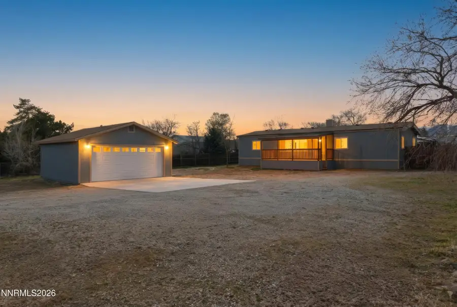 520 E 8th Avenue, Sun Valley, NV 89433 - #2