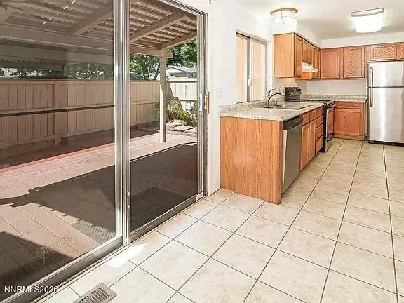 860 Cherry Tree Drive #2, Sparks, NV 89434 - #2