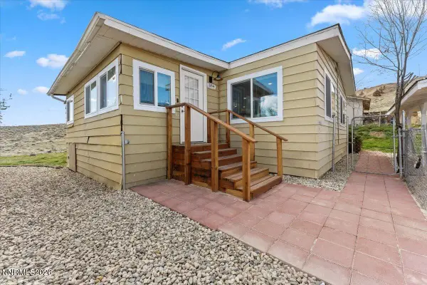 384 Loster Way, Sun Valley, NV 89433