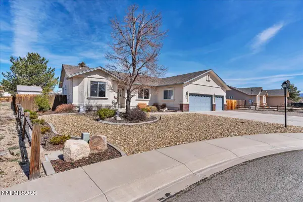 1274 Siesta Court, Minden, NV 89423
